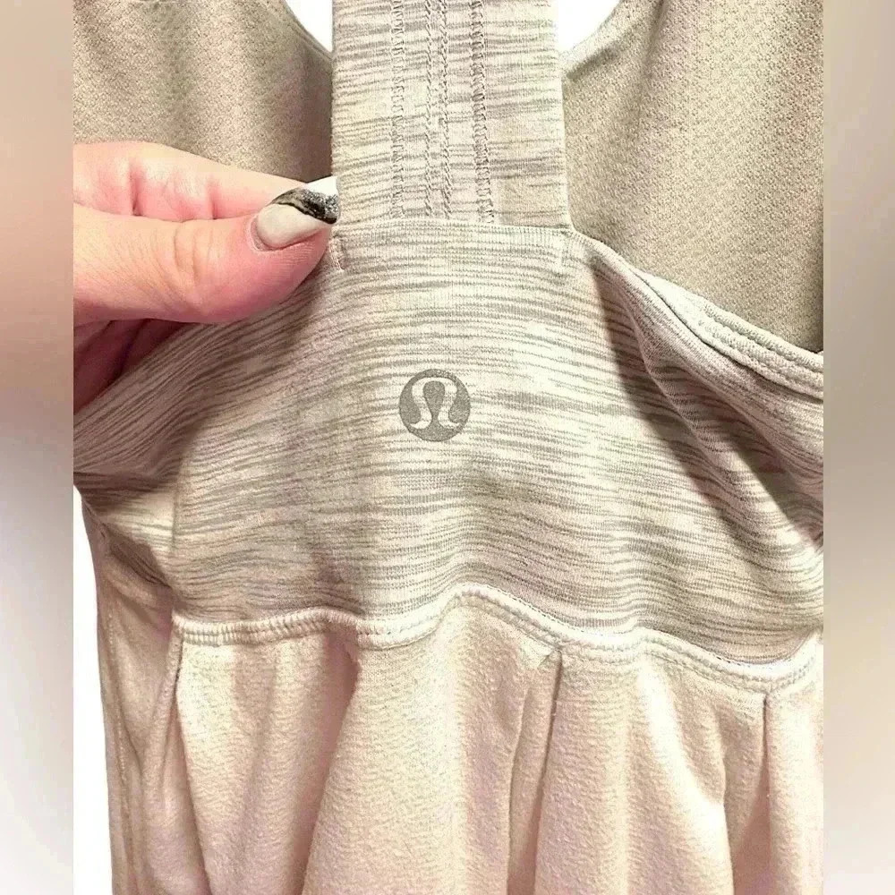 LULULEMON 🍋 LIGHT PINK AND GRAY CROSSBACK TANK TOP WITH BUILT IN BRA - Picture 3 of 3